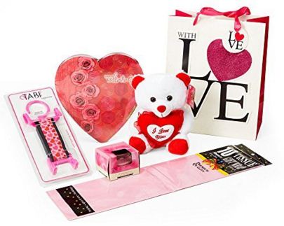 Best Valentines Day gifts for her / girlfriend: Most popular